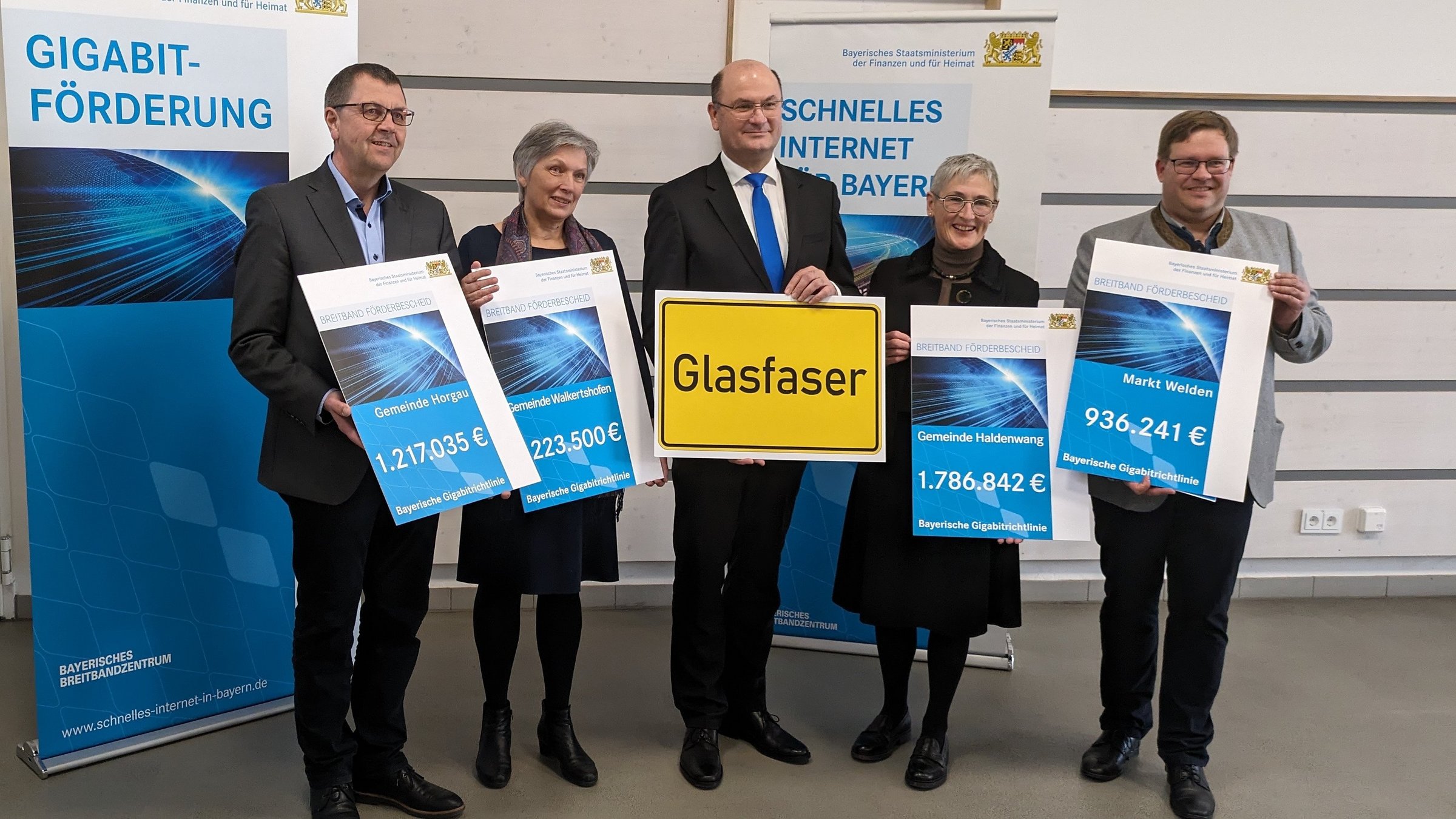Übergabe Förderbescheid Gigabitrichtline Übergabe Förderbescheid Gigabitrichtline